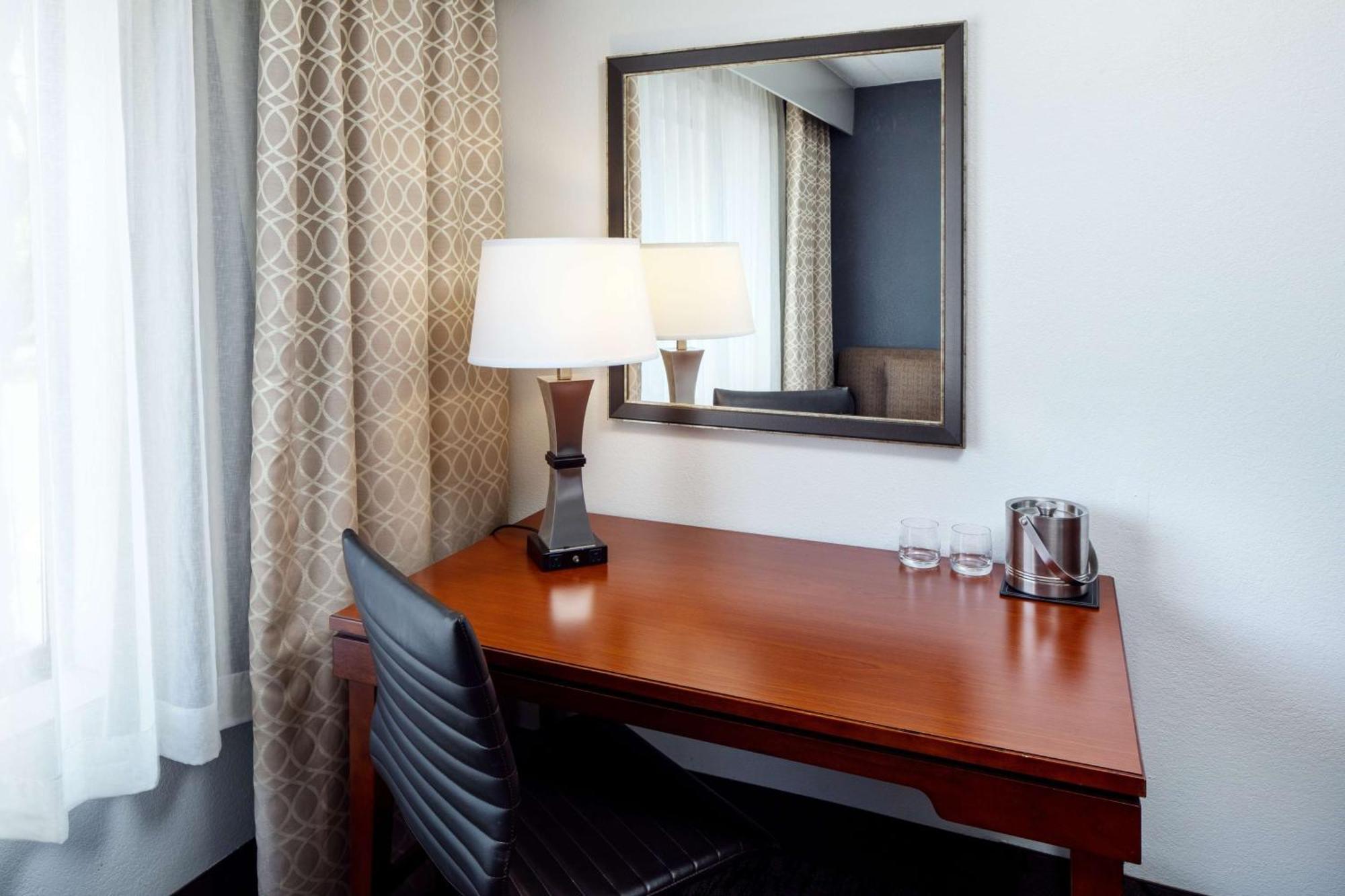 Doubletree By Hilton Princeton Zewnętrze zdjęcie